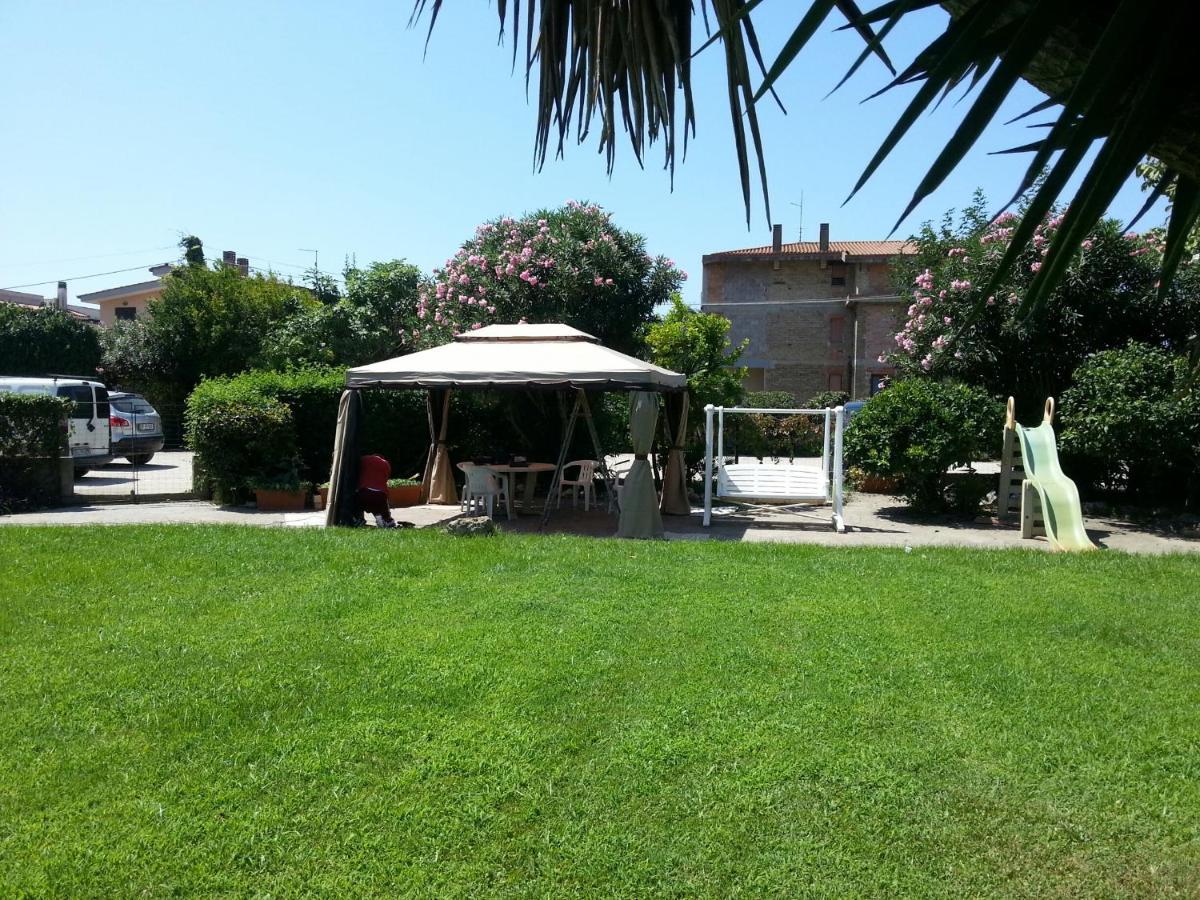 Apartmán Garden Basement - Seminterrato Max 4 Ospiti - Fiumicino Vicino Aeroporto E Fiera Exteriér fotografie