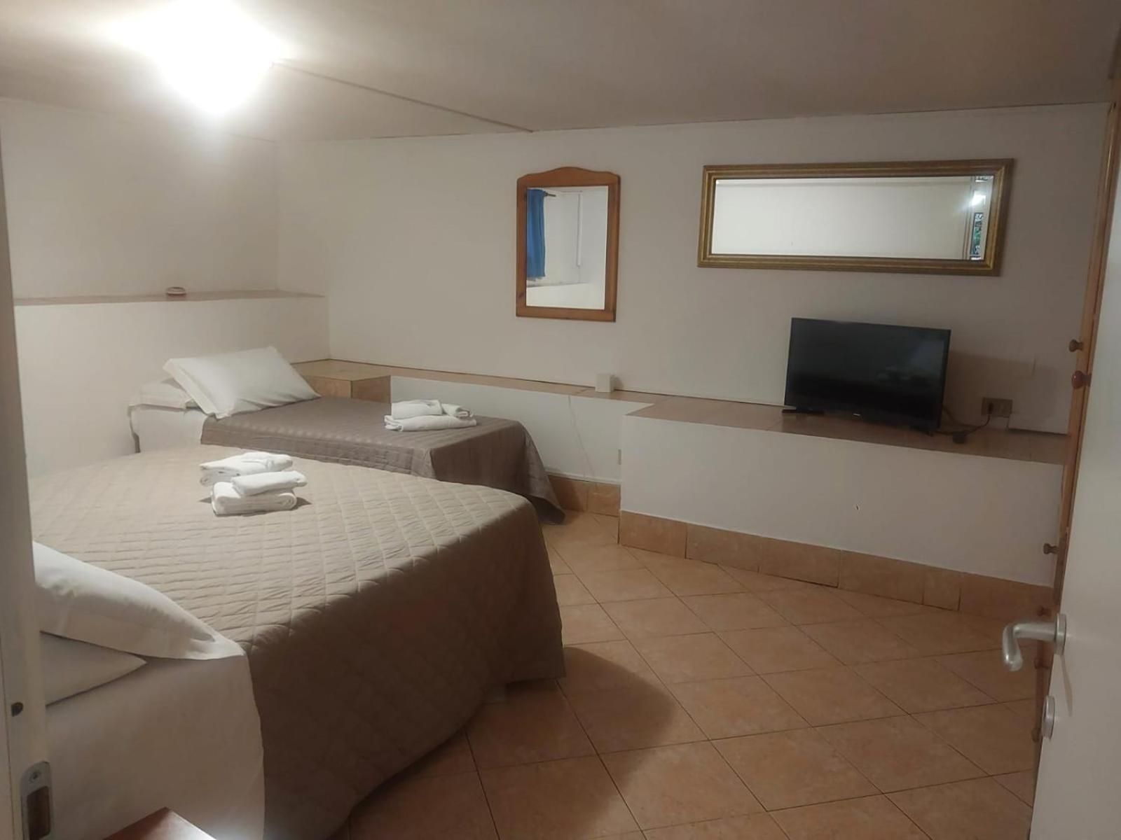 Apartmán Garden Basement - Seminterrato Max 4 Ospiti - Fiumicino Vicino Aeroporto E Fiera Exteriér fotografie